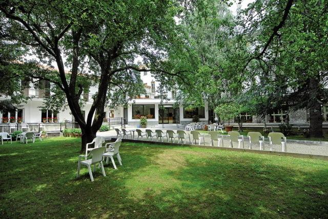 Hotel Maria Nella Бардинето Экстерьер фото