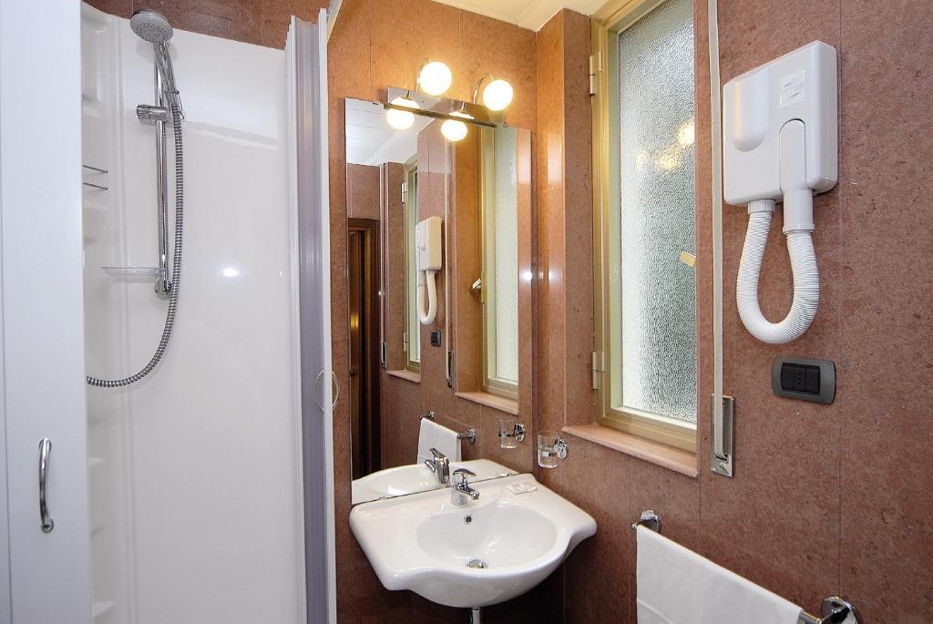 Hotel Maria Nella Бардинето Номер фото